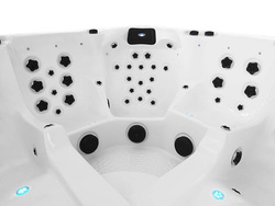 WANNA ZEWNĘTRZNA Z HYDROMASAŻEM AQUAPEUTIC 1313, 5-osobowa, 220x220x95 cm