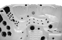 WANNA ZEWNĘTRZNA Z HYDROMASAŻEM AQUAPEUTIC 1662, 4-osobowa 200x200x80 cm, z obudową