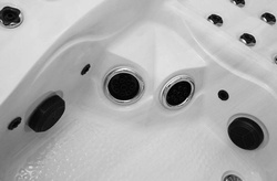 WANNA ZEWNĘTRZNA Z HYDROMASAŻEM AQUAPEUTIC 1343 6-osobowa, 230X230X95 CM