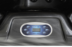 WANNA ZEWNĘTRZNA Z HYDROMASAŻEM AQUAPEUTIC 1661, 5-osobowa 200x200x80 cm, z obudową