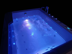 WANNA SPA Z HYDROMASAŻEM JACUZZI AQUAPEUTIC AQ-180 2-osobowa 173x120x68 cm, PRAWA