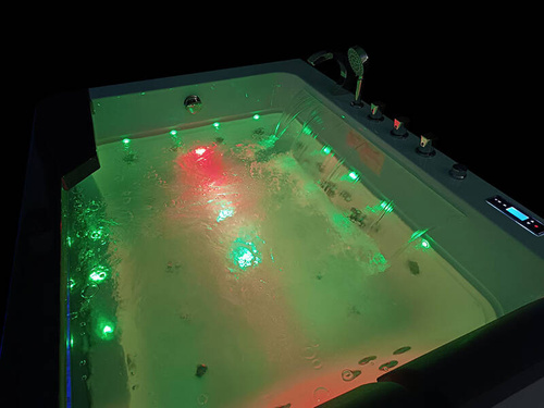 WANNA SPA Z HYDROMASAŻEM JACUZZI AQUAPEUTIC AQ-180 2-osobowa 173x120x68 cm, PRAWA