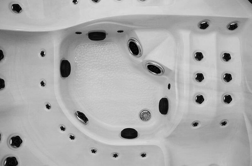 WANNA ZEWNĘTRZNA Z HYDROMASAŻEM AQUAPEUTIC 1343 6-osobowa, 230X230X95 CM