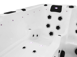 WANNA ZEWNĘTRZNA Z HYDROMASAŻEM AQUAPEUTIC 1313, 5-osobowa, 220x220x95 cm