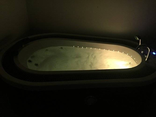 WANNA SPA Z HYDROMASAŻEM JACUZZI AQUAPEUTIC 183 206x134x64 cm, OBUDOWA GRAFITOWA