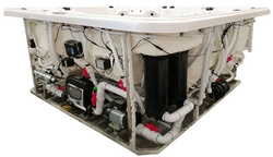 WANNA ZEWNĘTRZNA Z HYDROMASAŻEM AQUAPEUTIC 1661, 5-osobowa 200x200x80 cm, z obudową