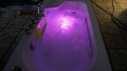 WANNA SPA Z HYDROMASAŻEM JACUZZI AQUAPEUTIC AQ-1633, PLUS 1-osobowa 168x86x60 cm, lewa