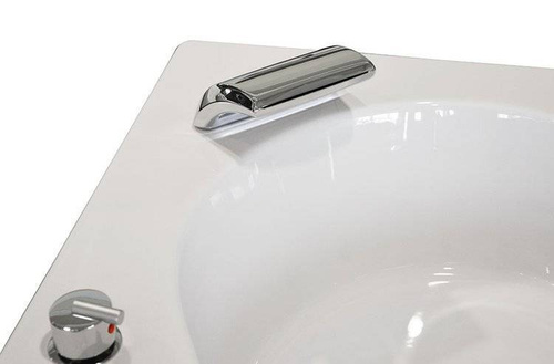 WANNA Z HYDROMASAŻEM NAROŻNA JACUZZI AQUAPEUTIC AQ-636 TOP, 2-osobowa 135x135x60 cm