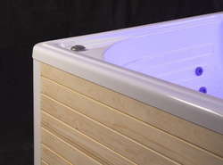 Wanna ogrodowa / zewnętrzna jacuzzi RAVON SPA 05