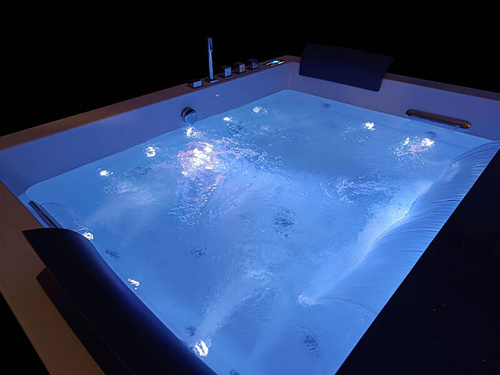 DUŻA WANNA SPA Z HYDROMASAŻEM JACUZZI AQUAPEUTIC AQ-185 2-osobowa 180x150x72cm