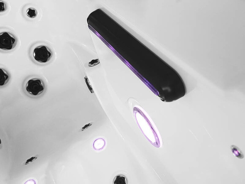 WANNA ZEWNĘTRZNA Z HYDROMASAŻEM AQUAPEUTIC 1313, 5-osobowa, 220x220x95 cm