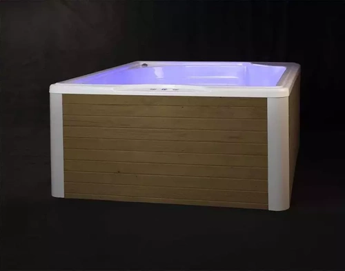 Wanna ogrodowa / zewnętrzna jacuzzi RAVON SPA 05