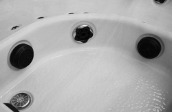 WANNA ZEWNĘTRZNA Z HYDROMASAŻEM AQUAPEUTIC 1343 6-osobowa, 230X230X95 CM