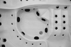 WANNA ZEWNĘTRZNA Z HYDROMASAŻEM AQUAPEUTIC 1343 6-osobowa, 230X230X95 CM