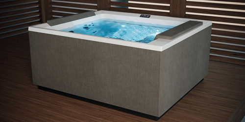 Wanna z hydromasażem NovellinI Divina L Outdoor SPA Standard 0X, 3-OSOBOWA, 185x160x85 cm, bez obudowy