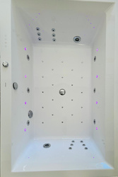 WANNA Z HYDROMASAŻEM Crown Lux, 190x120CM, SYSTEM Gold