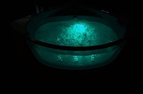 WANNA SPA Z HYDROMASAŻEM JACUZZI AQUAPEUTIC  AQ-057, BIAŁY ZAGŁÓWEK, 1-osobowa, 135x135x61 cm