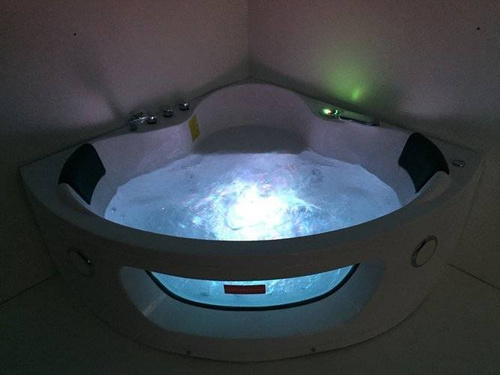 WANNA SPA Z HYDROMASAŻEM JACUZZI AQUAPEUTIC AQ-101 PLUS, 2-osobowa 140x140x68cm