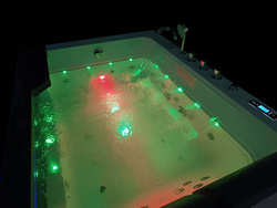 WANNA SPA Z HYDROMASAŻEM JACUZZI AQUAPEUTIC AQ-180 2-osobowa 173x120x68 cm, PRAWA