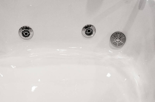 WANNA Z HYDROMASAŻEM NAROŻNA JACUZZI AQUAPEUTIC AQ-311, 2-osobowa 150x150x75 cm