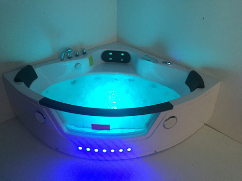 Wanna z hydromasażem narożna SPA AQ-1004 Turbo 2-osobowa, 152x152x56 cm