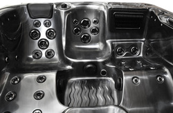 WANNA ZEWNĘTRZNA Z HYDROMASAŻEM AQUAPEUTIC 1661, 5-osobowa 200x200x80 cm, z obudową