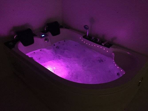 WANNA SPA Z HYDROMASAŻEM JACUZZI AQUAPEUTIC 162, 180x122x59 cm, lewa