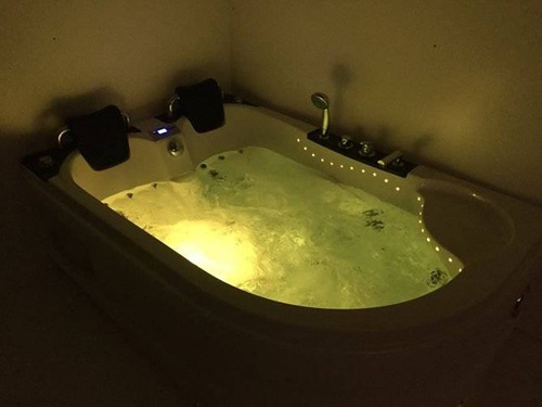 WANNA SPA Z HYDROMASAŻEM JACUZZI AQUAPEUTIC 162, 180x122x59 cm, lewa